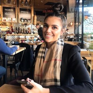 Meet your Posher, Lu